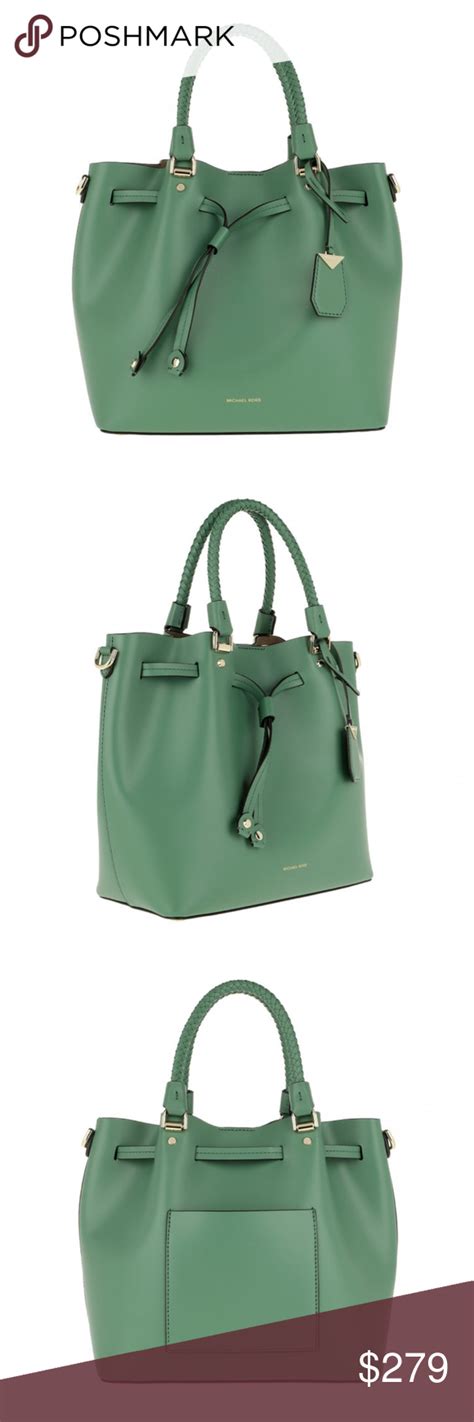 michael kors blakely bucket bag pine green|Blakely Leather Bucket Bag .